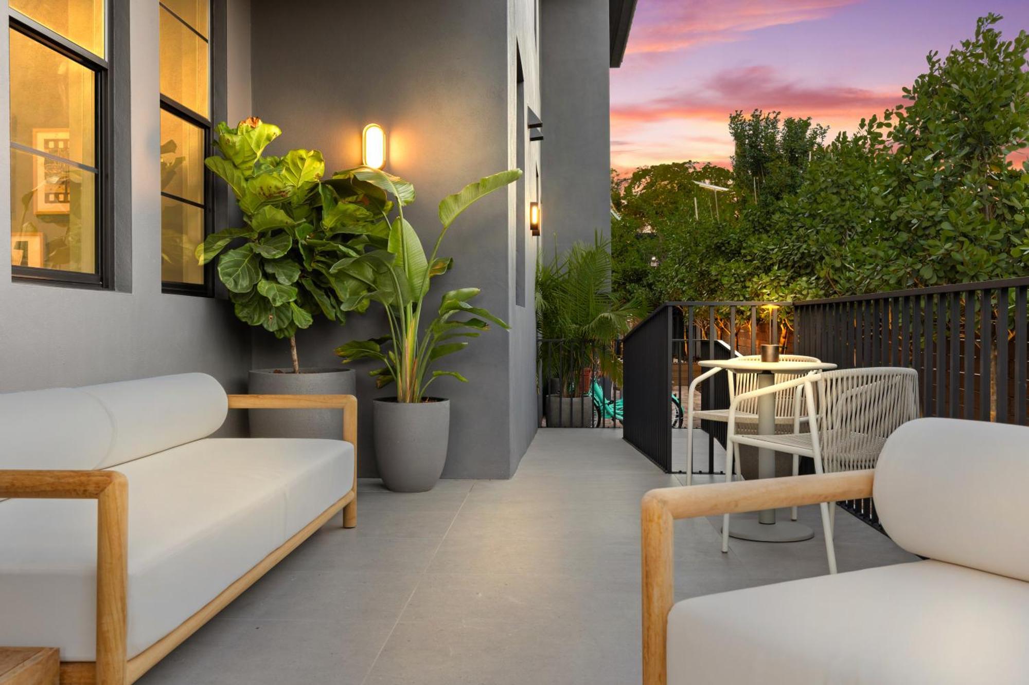 The Rover Miami Bagian luar foto